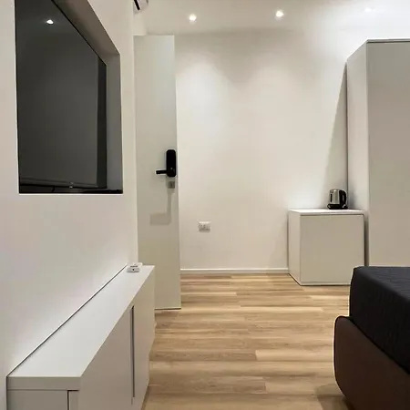 Modern In Cagliari, 60 Sqm, With Parking Includedb Cagliari