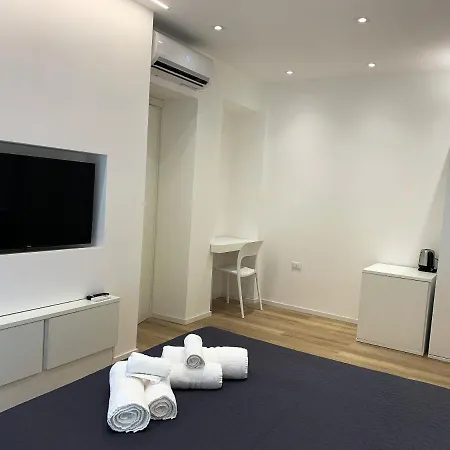 Apartmán Modern In Cagliari, 60 Sqm, With Parking Includedb