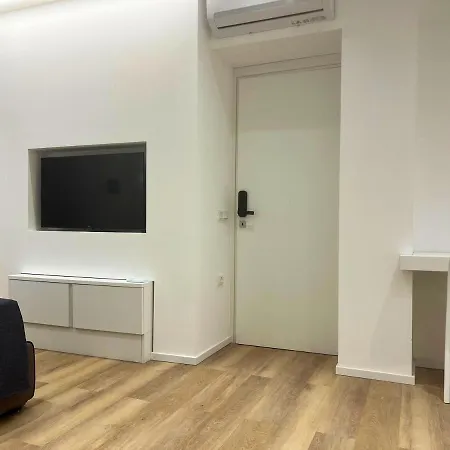Modern In Cagliari, 60 Sqm, With Parking Includedb Apartmán